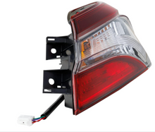 Charger l&#39;image dans la galerie, 2023 Toyota Corolla headlamp assembly hybrid/XSE passenger side RH